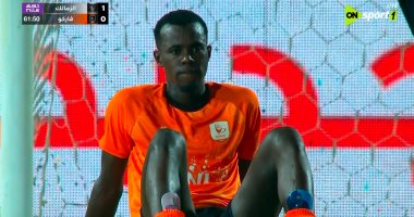 طرد بابكار لاعب فاركو أمام الزمالك بسبب لعبة خطرة على الونش بابكار
