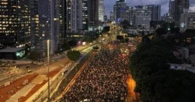 تظاهرات حاشدة فى تل أبيب للمطالبة بصفقة لتبادل الأسرى والمحتجزين تظاهرات تل أبيب