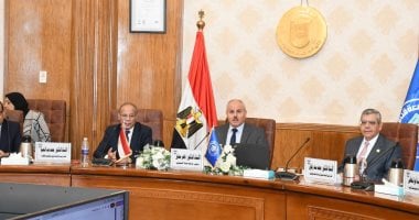 مجلس جامعة قناة السويس يناقش استعدادات العام الدراسى الجديد