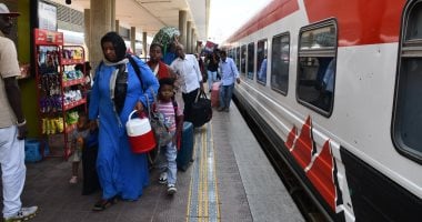 انطلاق رحلة القطار الثامنة لتسهيل العودة الطوعية للأشقاء السودانيين.. صور تشغيل القطار الثامن لتسهيل العودة الطوعية للأشقاء السودانيين