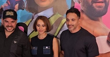 ياسمين رئيس برفقة زوجها يحتفلان بالعرض الخاص لفيلم ماما وبابا