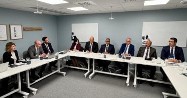 وزير الرى: أعمال تطوير شاملة مع دمج التكنولوجيا الحديثة تحت مظلة الجيل التانى لمنظومة الرى جانب من الاجتماع