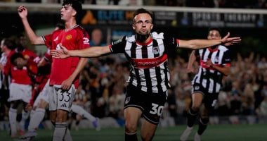 جريمسبى المغمور يتقدم على مانشستر يونايتد 2-0 فى كأس الرابطة.. فيديو مانشستر يونايتد