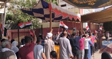 إقبال الناخبين بأبو صوير فى انتخابات الإعادة لمجلس الشيوخ بالإسماعيلية