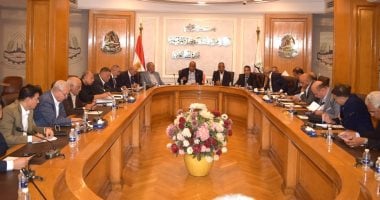 مجلس إدارة غرفة القاهرة يعتمد إقامة معرض أهلًا مدارس