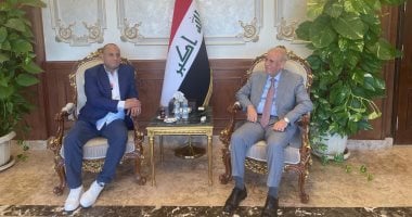 مسعد فودة بعد لقاء سفير العراق: اتحاد الفنانين العرب يدعم كل فنان عراقى بمصر مسعد فودة خلال لقائه بسفير العراق بالقاهرة