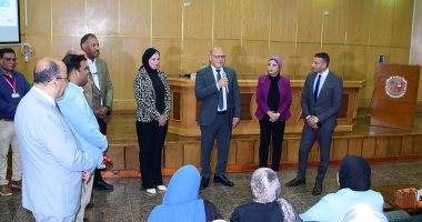 رئيس جامعة سوهاج يتابع مبادرة "أنا أيضا مسئول".. ويؤكد: المسئولية تبدأ من الوعى