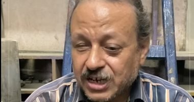 بائع دهانات بإمبابة يتصدر "التريند" بعد منشور "قلة البيع" (فيديو) محمد سيد صاحب محل دهانات