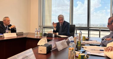 اخبار نيوز : 
                                            وزير السياحة يلتقى جمعية رجال أعمال الإسكندرية لتعزيز الاستثمارات السياحية
                                        