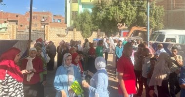 371 لجنة تستقبل الناخبين ثانى أيام الإعادة لانتخابات الشيوخ فى بنى سويف