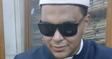 عبد الرحيم.. كفيف يبدع فى تلاوة القرآن بمسابقة "دولة التلاوة" بقنا.. فيديو