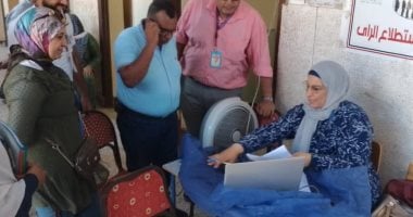 فحص 1100 مواطن بالمجان ضمن قوافل طبية ضمن "حياة كريمة" بدمياط