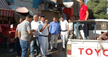 ضبط ومصادرة 162 مخالفة فى حملة مكبرة لرفع الإشغالات بمركز أخميم فى سوهاج