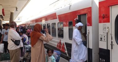 العودة الطوعية للأشقاء السودانيين.. انطلاق القطار التاسع وعلى متنه 940 شخصا.. فيديو مبادرة العودة الطوعية للأشقاء السودانيين