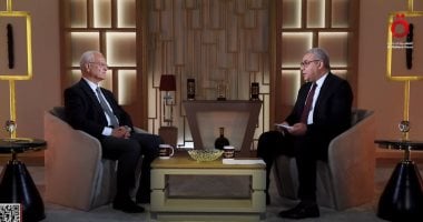وكيل جهاز المخابرات العامة السابق: مصر ليست وسيطا فى القضية الفلسطينية بل شريكا اللواء محمد إبراهيم الدويري والإعلامى سمير عمر