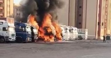 السيطرة على حريق 4 سيارات بجراج خلف مستشفى القرين بالشرقية حريق