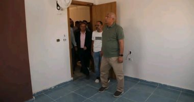 محافظ الوادى الجديد يتفقد أعمال مشروع إنشاء مركز التأهيل بالداخلة