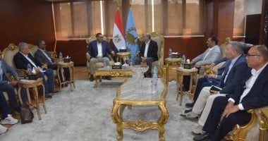 وزير الإسكان ومحافظ الغربية يستهلان جولتهما بتفقد محطة مياه نهطاى الارتوازية
