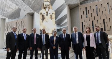 رئيس مجلس الوزراء اللبناني والوفد المرافق له يزور المتحف المصري الكبير