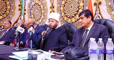 لأول مرة فى التاريخ.. إشراف قضائى على انتخابات نقابة القراء.. وزير الأوقاف: خدمة القرآن وأهله شرف عظيم.. نقيب القراء يعد الجمعية العمومية بمزيد من الإنجازات.. والطاروطى: منع الدخلاء على عالم دولة التلاوة.. صور
