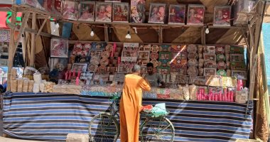 احتفالات المولد النبوي فى قنا.. عروس وحصان الحلوى يزينان الشوارع