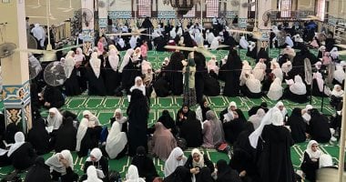 أعداد كبيرة تشارك فى يوم السرد القرآنى بجلسة واحدة فى الدقهلية.. فيديو وصور