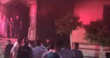حريق بمصنع ملابس في كفر الشيخ وإصابة شخص باختناق.. صور حريق بمصنع ملابس بكفر الشيخ