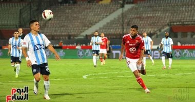 بيراميدز يضرب الأهلى بثنائية ويُلقنه الهزيمة الأولى بالدورى مع ريبيرو.. صور الأهلي وبيراميدز
