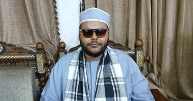 مسابقة دولة التلاوة تكتشف أصواتا ذهبية.. "مصطفى" فقد بصره فى الصغر وأنعم الله عليه بعذوبة صوته في الكبر.. صوته يحاكي كبار القراء.. حفظ القرآن كاملًا في التاسعة من عمره.. فيديو وصور القارئ مصطفى العوامري