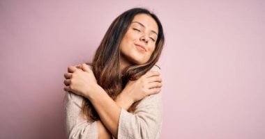 7 صفات تجعل أنثى برج العذراء جذابة بشكل لا يقاوم.. لا تقبل إلا بالأفضل