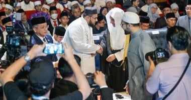 أمين عام رابطة العالم الإسلامي يختتم الملتقى العالمي للتصديق على الإجازات القرآنية الملتقى العالمي للتصديق على الإجازات القرآنية وتكريم قُرّاء دُول آسيان
