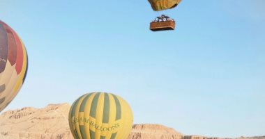 سماء الأقصر تشهد تحليق 600 سائح من حول العالم على متن 35 رحلة بالون طائر