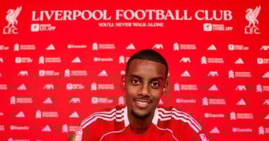 ليفربول يعلن ضم المهاجم السويدي ألكسندر إيزاك رسميا بعقد طويل الأمد ألكسندر إيزاك