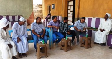 لجنة ميدانية تستجيب لمطالب أهالى قرية الشريف إبراهيم بأسوان