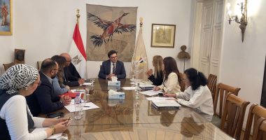 أحمد هنو يبحث مع اليونسكو تطوير المتاحف والتعاون فى مجالات الذكاء الاصطناعى