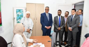 جهود مكثفة من محافظة الفيوم لدعم الأسر الأولى بالرعاية والمرضى.. مبادرة لبيع اللحوم بأسعار مخفضة.. توفير الرعاية الصحية على نفقة الدولة.. والمحافظ يوجه بتنفيذ تدخلات الحماية الاجتماعية للفئات الأكثر احتياجاً جهود مكثفة من محافظة الفيوم لدعم الأسر الأولي بالرعاية