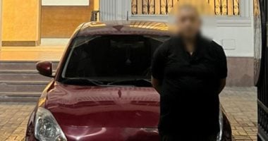 فى مشهد وثقته الكاميرات.. ضبط لص سرق طلبات من دراجة توصيل وهرب المتهم فى الواقعة
