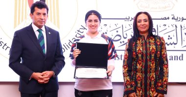 وزيرا التضامن والشباب يكرمان أبطال الأولمبياد الخاص الفائزين بمسابقة الفروسية بالإمارات