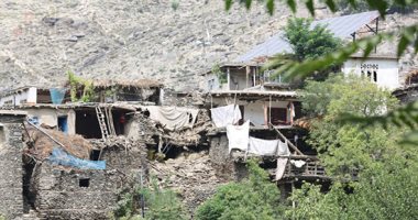 آلاف القتلى والمصابين ودمار واسع جراء الزلزال المدمر فى أفغانستان