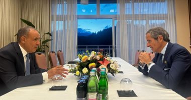 وزير الخارجية يجتمع مع المدير العام للوكالة الدولية للطاقة الذرية