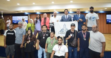 رئيس جامعة بنها يكرم ذوى الهمم الفائزين بالمهرجان الرياضى: متميزون دائما بكل المجالات