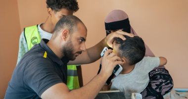 قافلة طبية مجانية بقرية بيت داود فى سوهاج ويقدم خدماته لـ970 مريضا