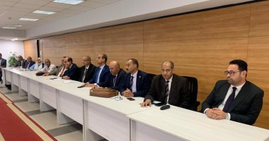 نقيب البنوك تناقش تعديلات لائحة الأجور بالبنك الزراعي وفقًا لقانون العمل الجديد