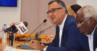 المهرجان التجريبى يناقش "المسرح والذكاء الاصطناعى" فى أولى ندواته دكتور هشام زين الدين