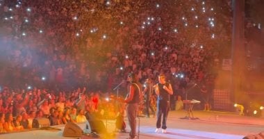كايروكى بحفل كامل العدد على مسرح قرطاج الأثرى للعام الثانى على التوالى