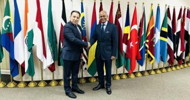 السفير أشرف منير يلتقي سكرتير عام رابطة الدول المطلة علي المحيط الهندي