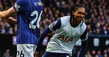 جيد سبينس أول لاعب مسلم في منتخب إنجلترا : أؤمن دائمًا أن الله بجانبي جيد سبينس لاعب نادي توتنهام