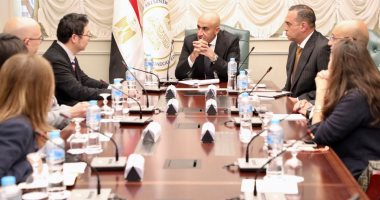 وزير التعليم يستعرض خطوات إطلاق منصة "كويرو" لتدريس البرمجة والذكاء الاصطناعى