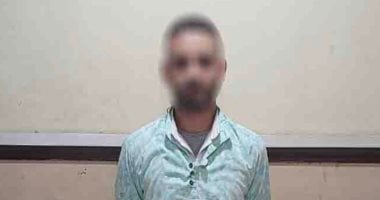 خلافات جيرة تتحول إلى جريمة.. جزار يعتدى على مسن بسلاح أبيض فى القاهرة جزار يعتدي على مسن بسلاح أبيض في القاهرة