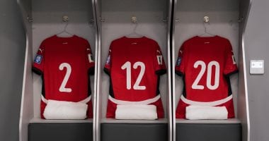 شاهد غرفة ملابس منتخب مصر قبل مباراة إثيوبيا بتصفيات كأس العالم غرفة ملابس منتخب مصر